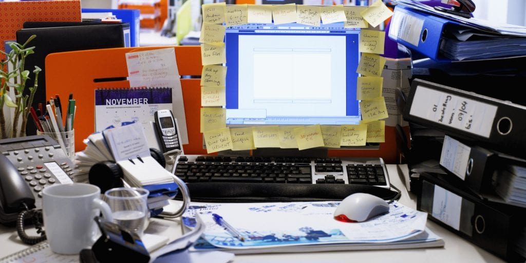 How a bad property managers desk looks like